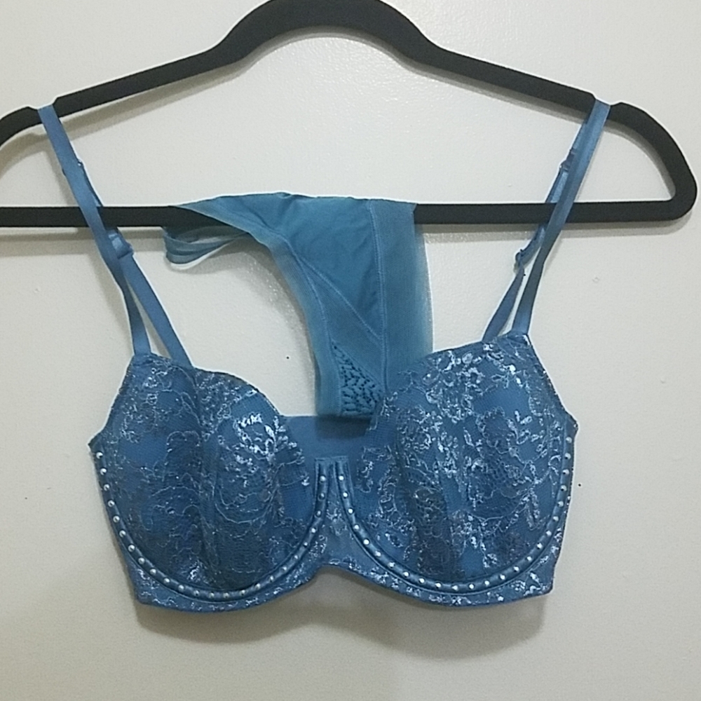 VS Very Sexy lace balconet bra - Picture 5 of 6